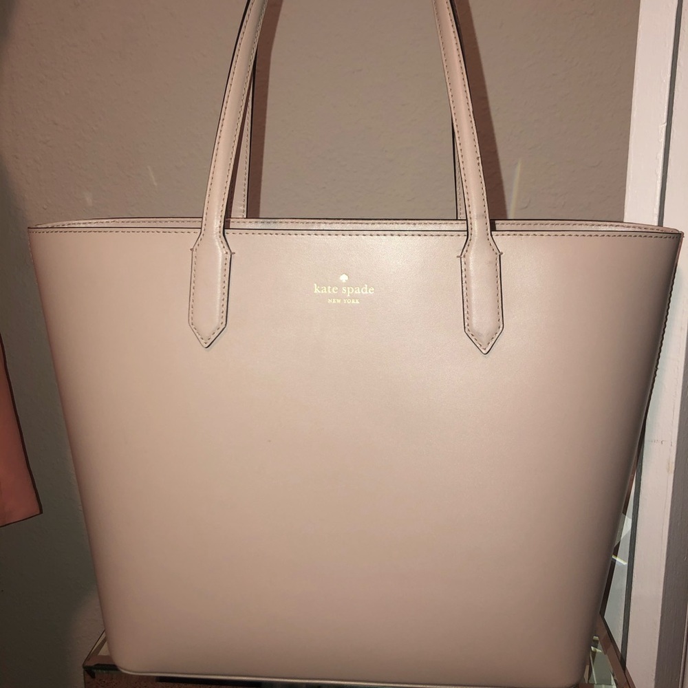Kate spade tote - Picture 1 of 4